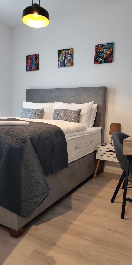 Pe-Ki Lux Apartman Székesfehérvár Eksteriør bilde